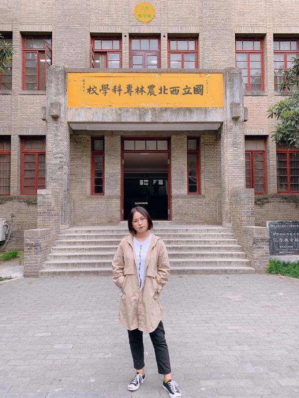 杨宇涵照片.jpg