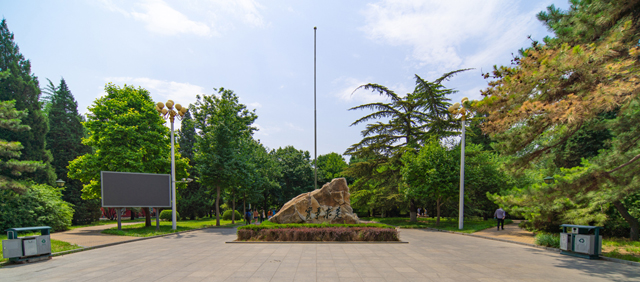 中国人民大学1.jpg